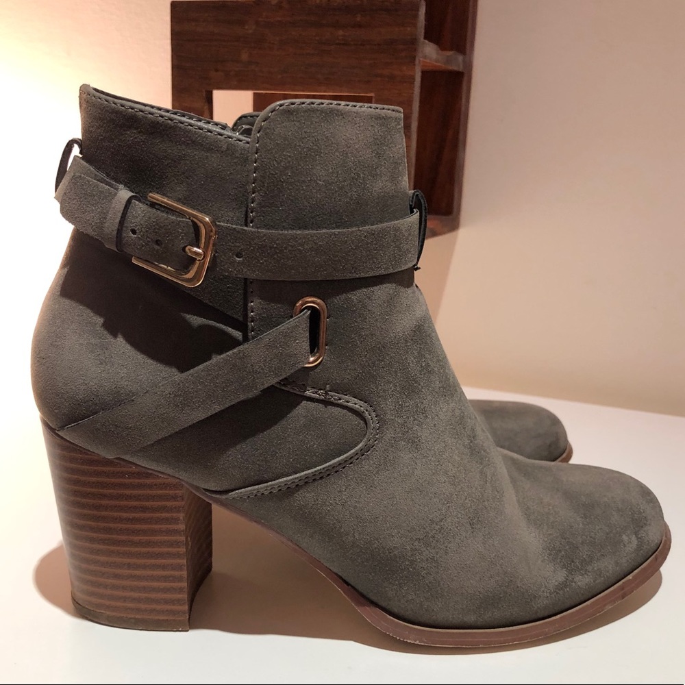 Expression Ankle Booties Size 8